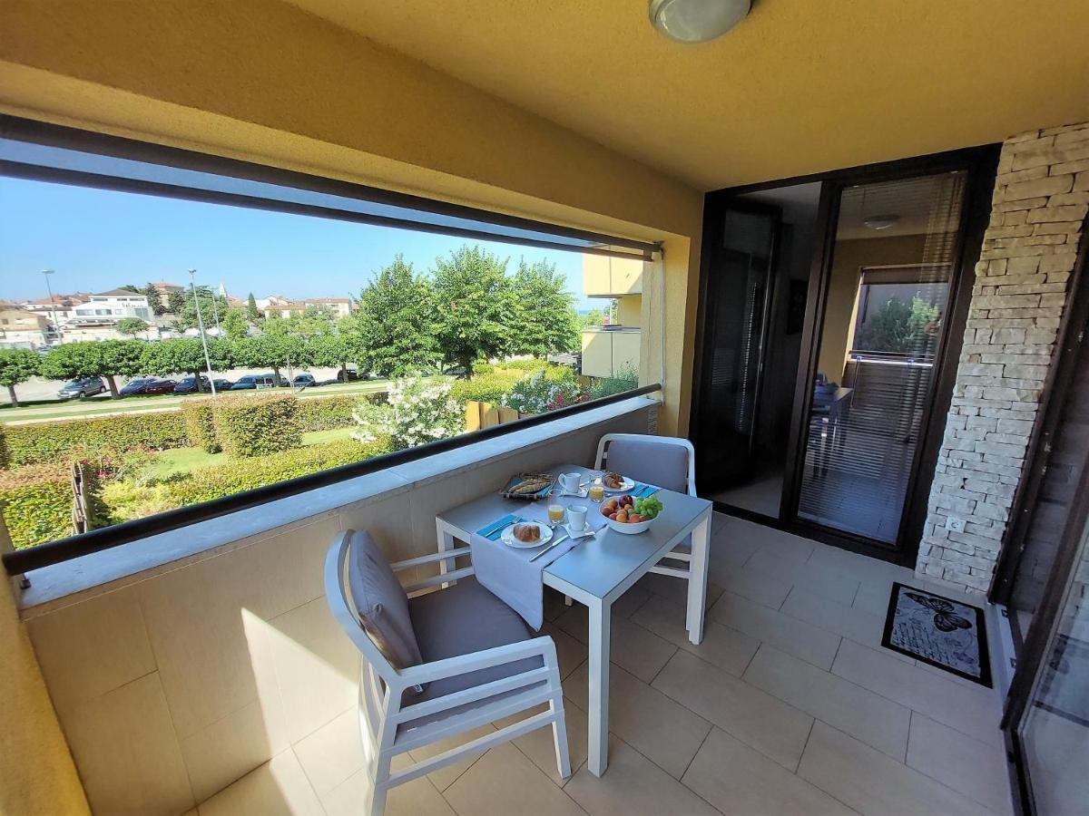 Appartamento Lucia Exclusive With Parking In The Garage Porec Esterno foto